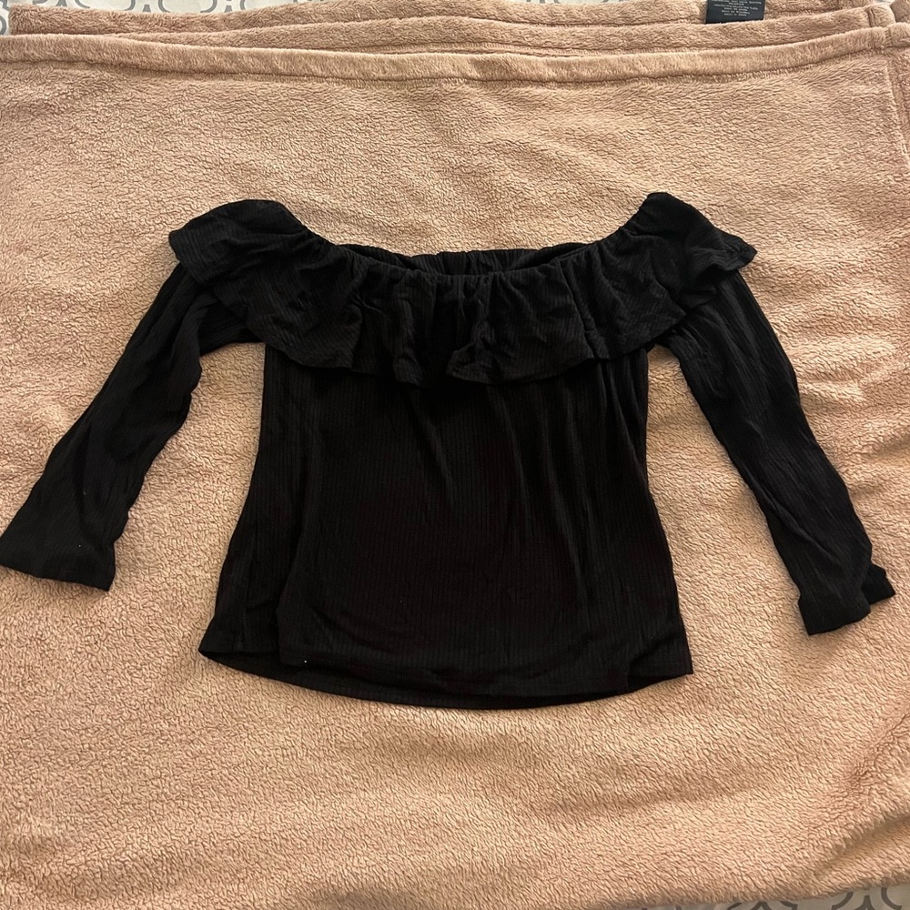 La Hearts Black Off-Shoulder Blouse
